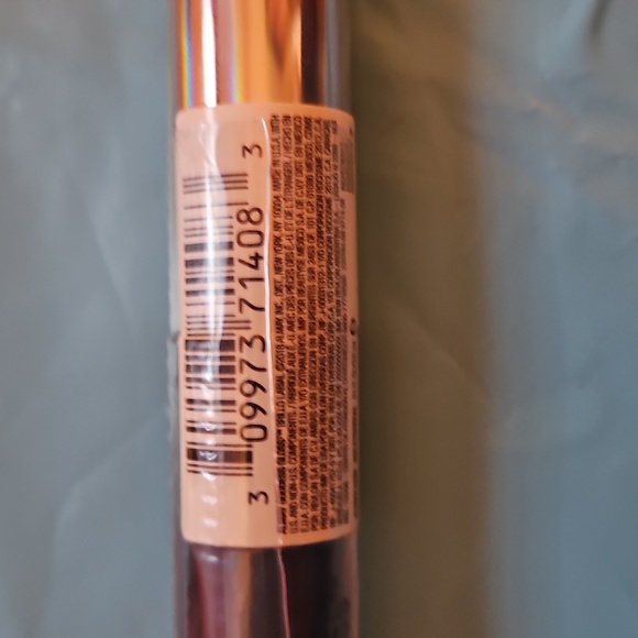 Almay Goddess Lip Gloss NWT Purple/blue Sparkle - Picture 3 of 4